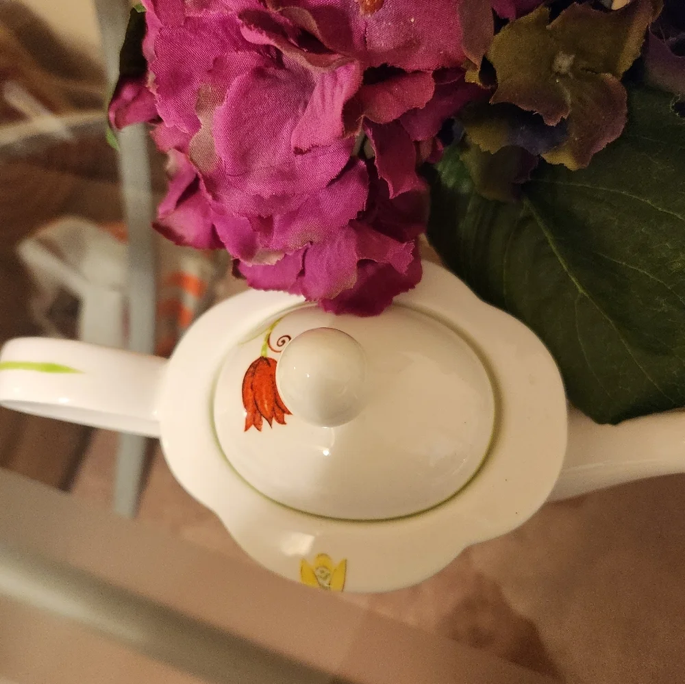Pier 1 Imports Dolomite Lyda Teapot Never Used